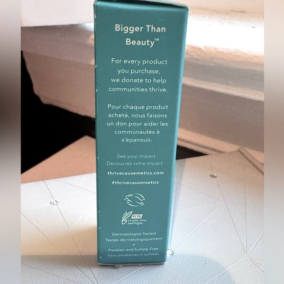 🎩 Unique Thrive Causemetics Shar Strength Hydrating Lip Tint - Color Melissa 🎩 - Picture 3 of 9